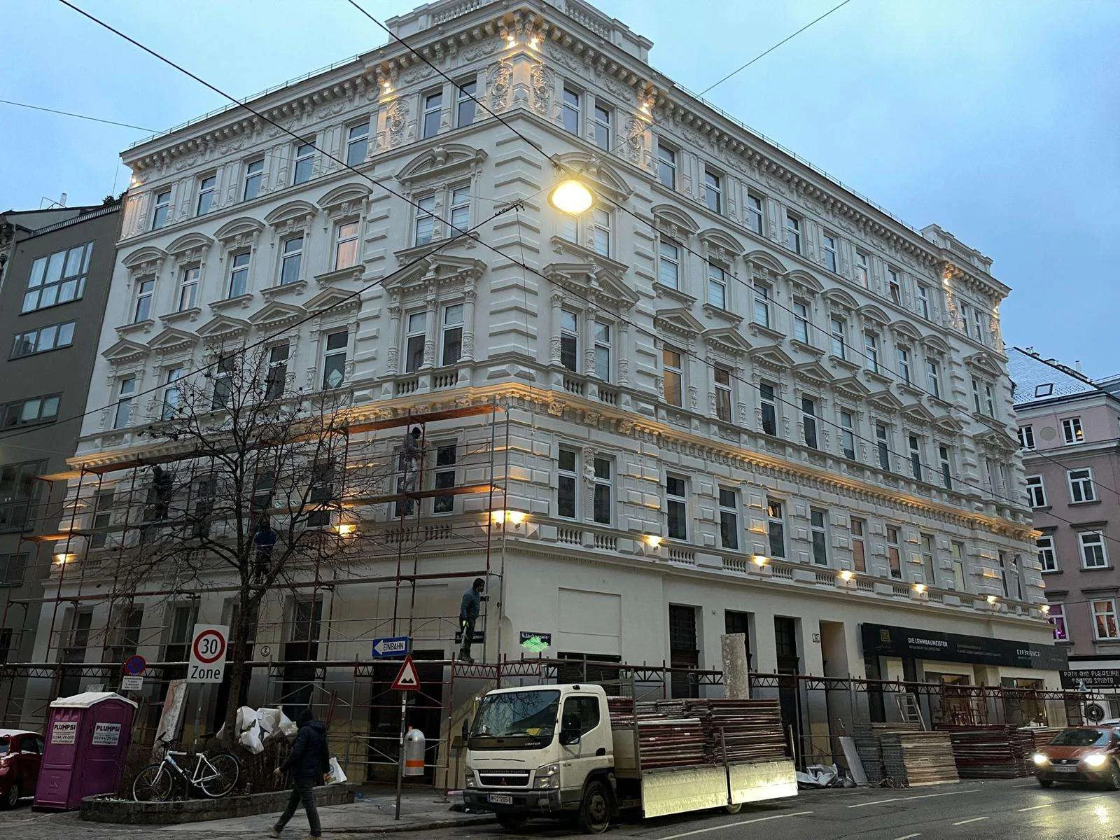 Liechtensteinstraße Wien nach der Fassadensanierung